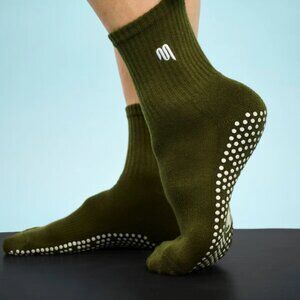MoveActive Khaki Crew Grip Socks; Pilates grip socks; Size small; Anti-slip